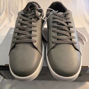 Royal Class Men's Dress Sneaker Gray, US Size 11 New with Tags